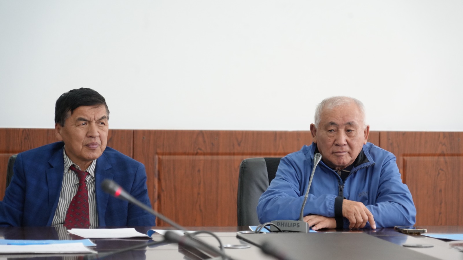 On October 9, 2025, a round table was held at Kunayev University on the topic: "The Constitution of the Republic of Kazakhstan – prospects for the state and social development of the country"