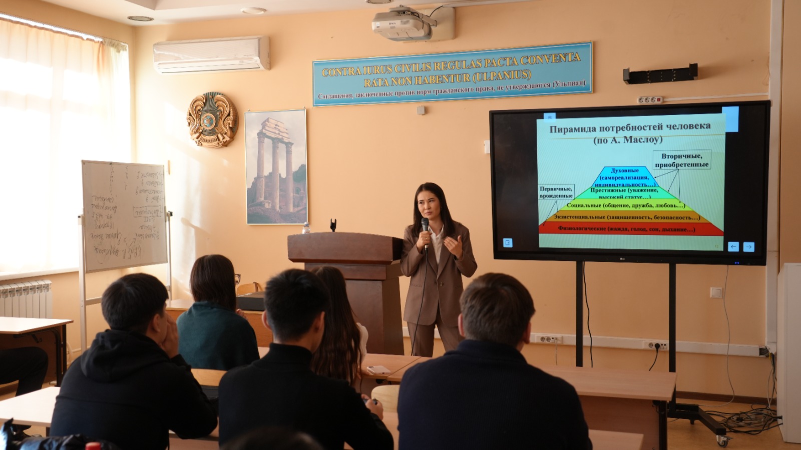Visit of a teacher from the Kyrgyz Republic to Kunayev University
