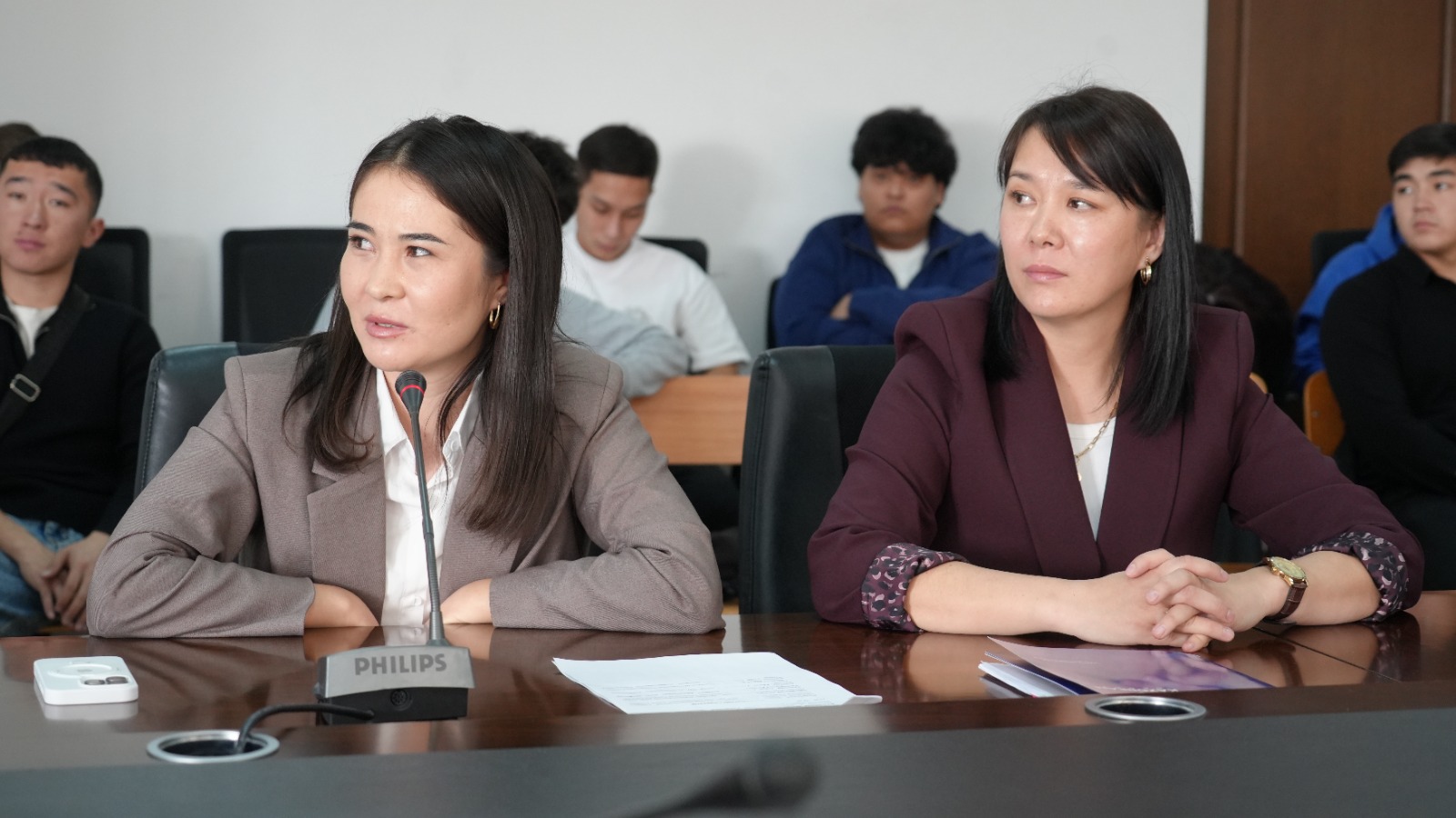 Today at Kunayev University an international roundtable on “The ideology of law and order in the digital age: preventing cyber threats and providing legal education to youth”