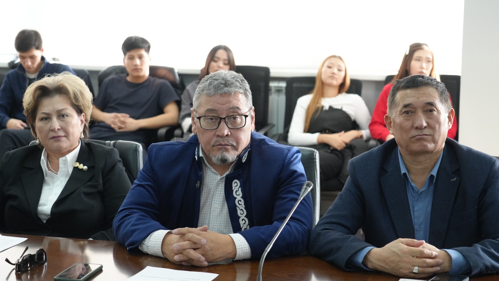 Today at Kunayev University an international roundtable on “The ideology of law and order in the digital age: preventing cyber threats and providing legal education to youth”