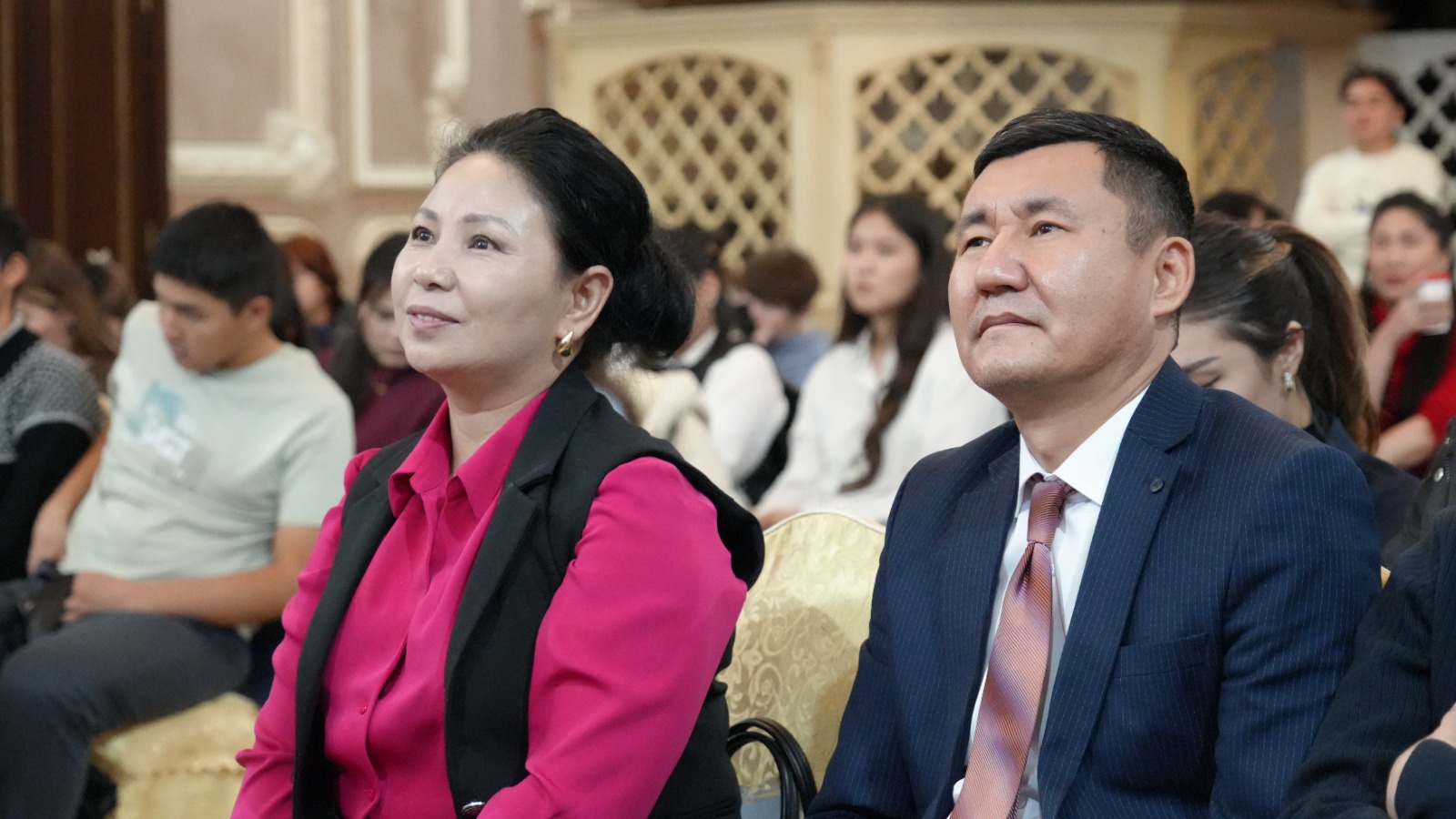 A guest lecture was held at kunaev university with the participation of Representatives of Freedom Bank dedicated to the day of the national currency – tenge!