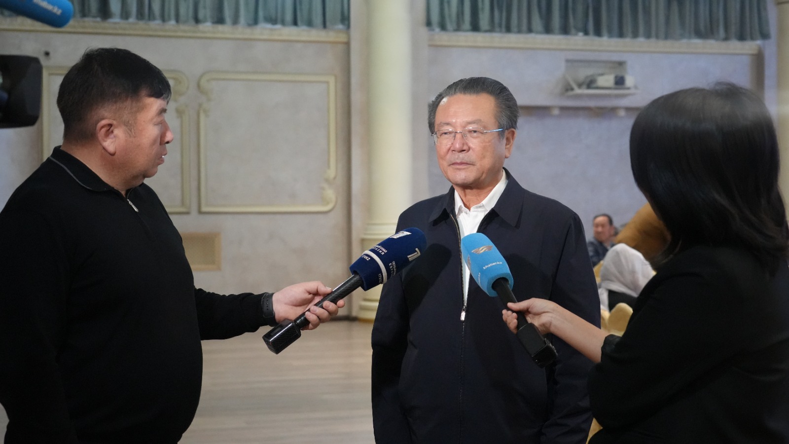 International Symposium Honoring General Mukali Held at D. Kunaev University.