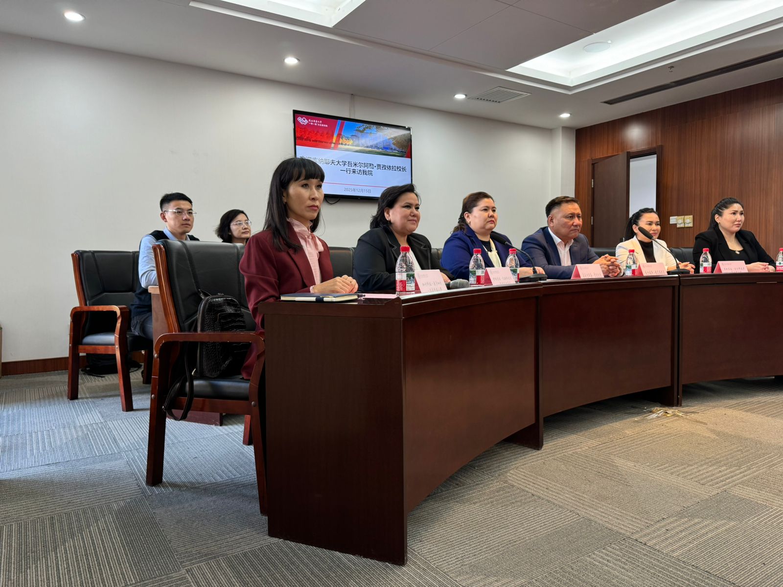Kunaev University Delegation Visits Shaanxi Normal University (China).