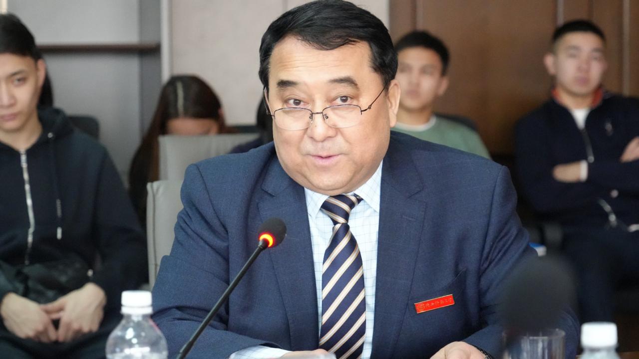 International Round Table on “International Legal Issues of Cooperation among SCO Member States in the Field of Customs, Border Affairs and Economic Cooperation”.