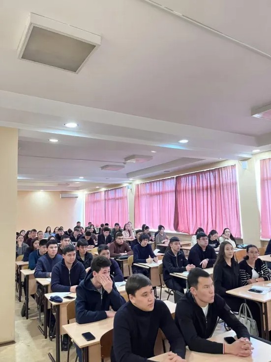 From February 23 to 27, Университет Кунаева had the honor of hosting Сауыт Ракымжан
