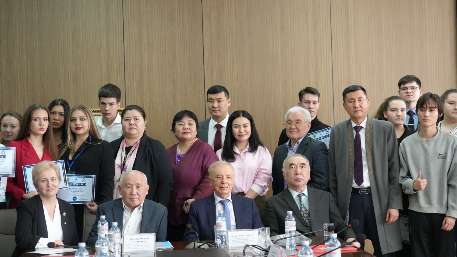 International round table on the topic: “Drug-related crimes and the limits of punishment”, held within the framework of the principle of “Law and Order.”