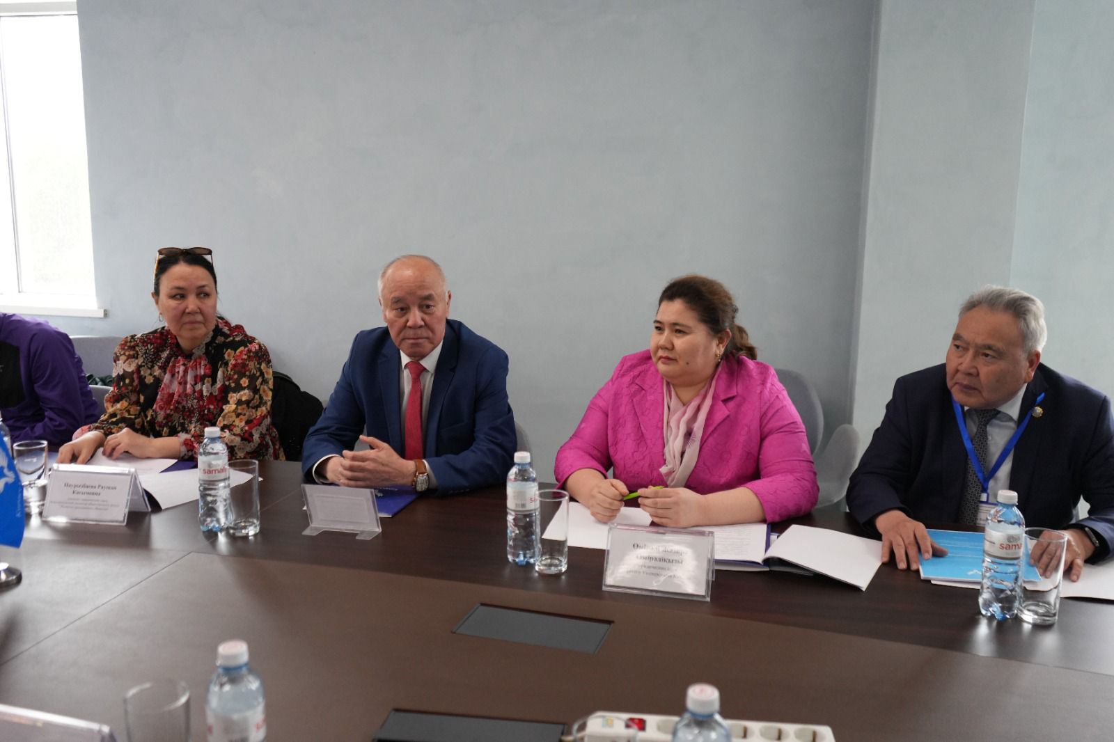 Kunayev University hosted an international round table on  “Artificial Intelligence and the Transformation of the Legal Profession: New Challenges and Development Directions.”