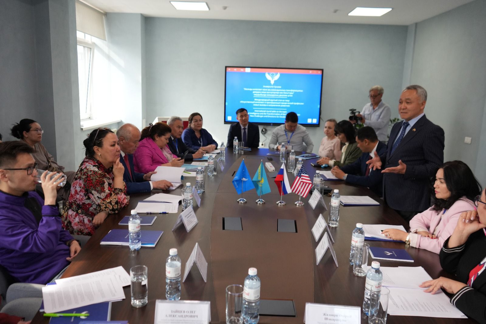 Kunayev University hosted an international round table on  “Artificial Intelligence and the Transformation of the Legal Profession: New Challenges and Development Directions.”