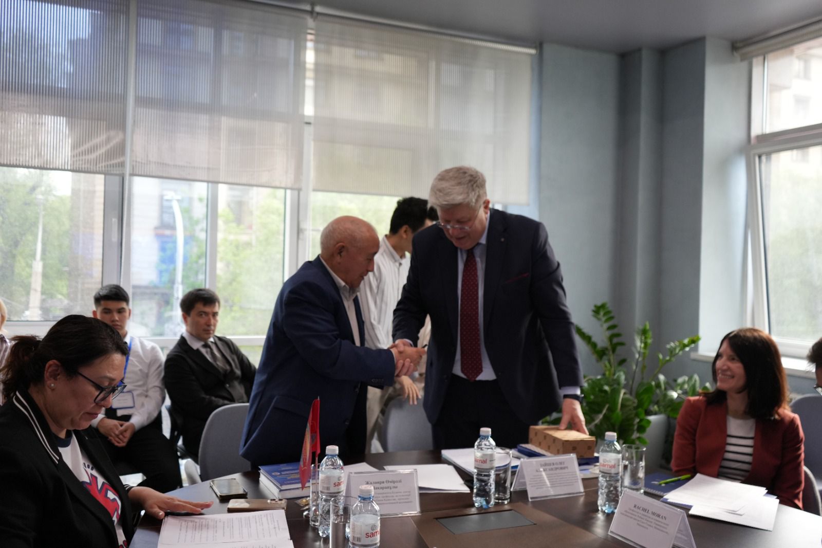 Kunayev University hosted an international round table on  “Artificial Intelligence and the Transformation of the Legal Profession: New Challenges and Development Directions.”