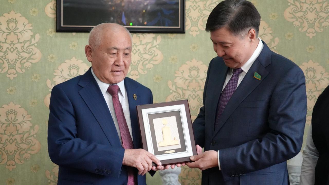 On April 22, 2026, a guest lecture was held at Kunaev University with the participation of the Deputy Chairman of the Senate of the Parliament of the Republic of Kazakhstan, Zhakyp Asanov.
