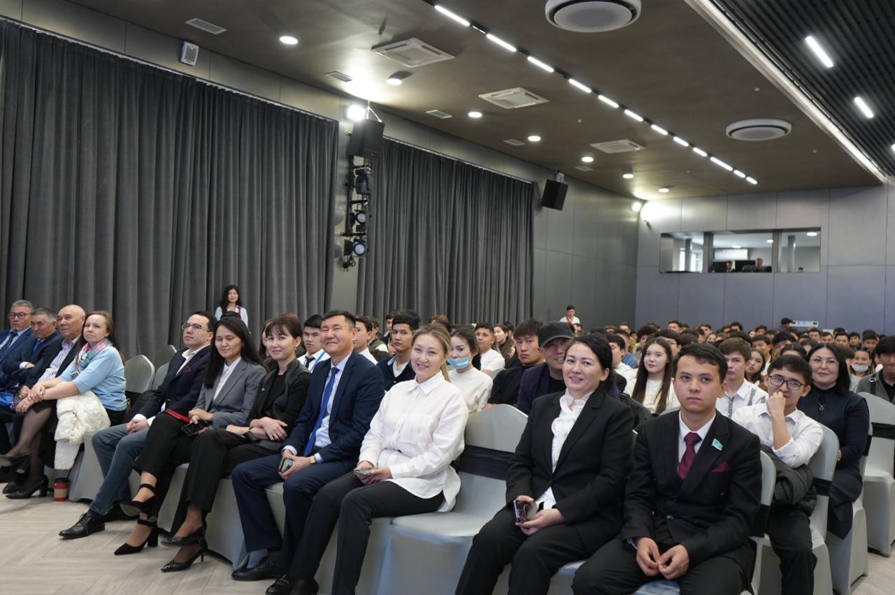 On April 22, 2026, a guest lecture was held at Kunaev University with the participation of the Deputy Chairman of the Senate of the Parliament of the Republic of Kazakhstan, Zhakyp Asanov.