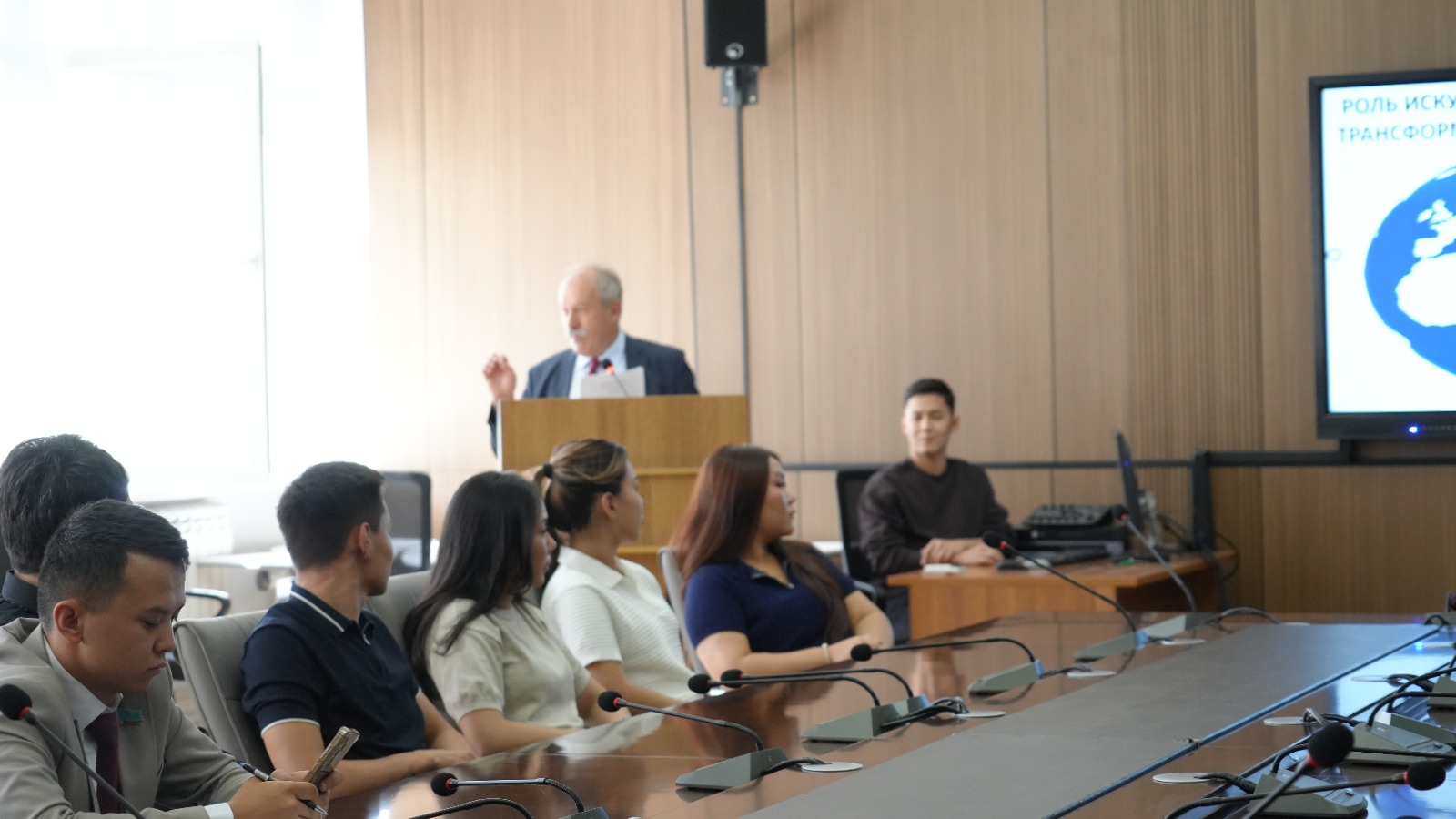 Guest Lecture on the Role of Artificial Intelligence in Digital Transformation Held» at Kunaev University